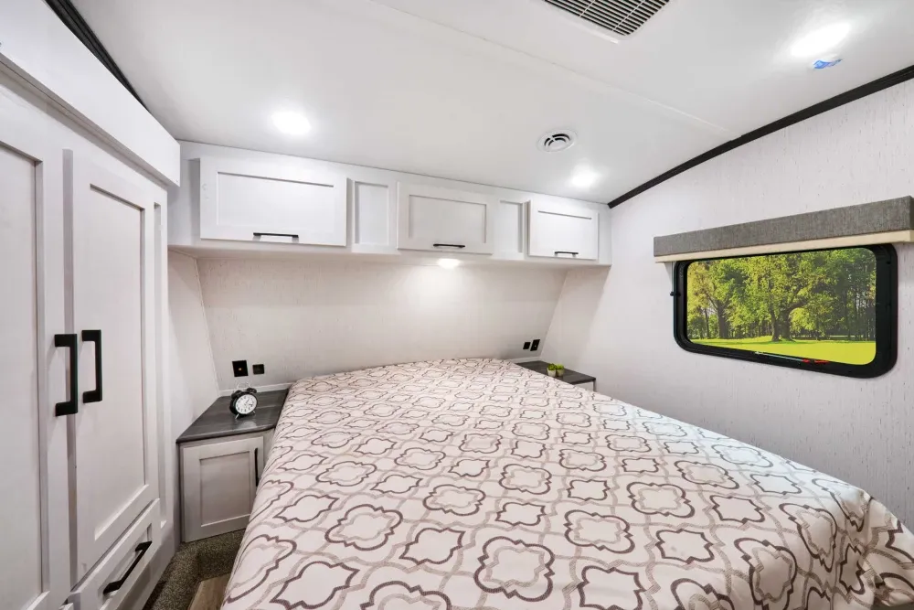 2026 Dutchmen Astoria 3603LFP — Tallest Bedroom Height in Mid-Pro Fifth Wheel Segment